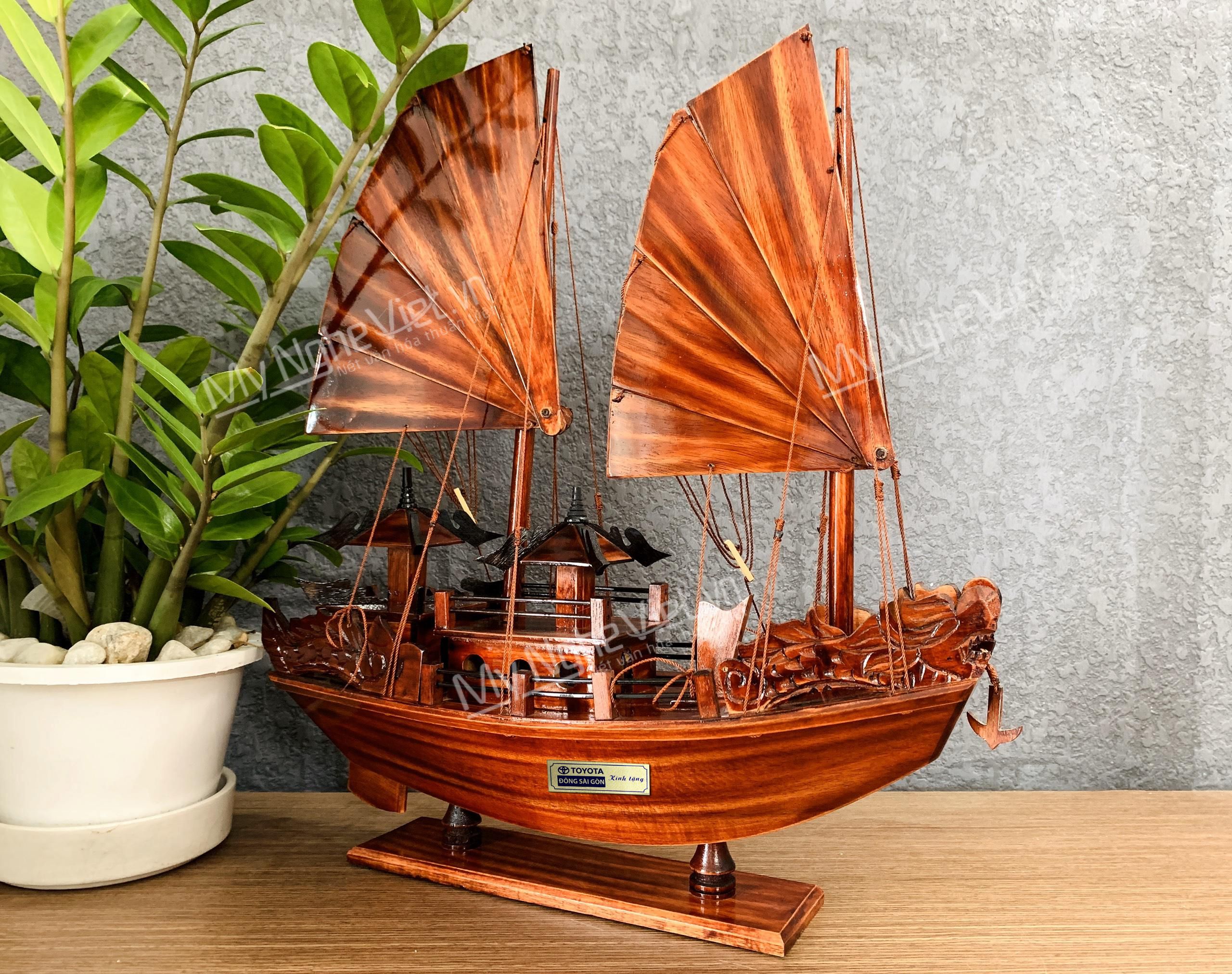 Mô Hình tàu thuyền