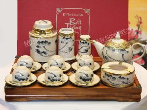 Bình trà Bát Tràng cao cấp - vẽ tay - bọc đồng - kèm phụ kiện
