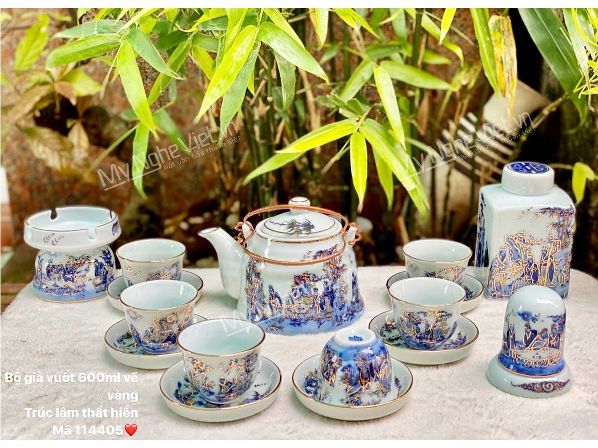 Bình trà vẽ vàng gốm Bát Tràng