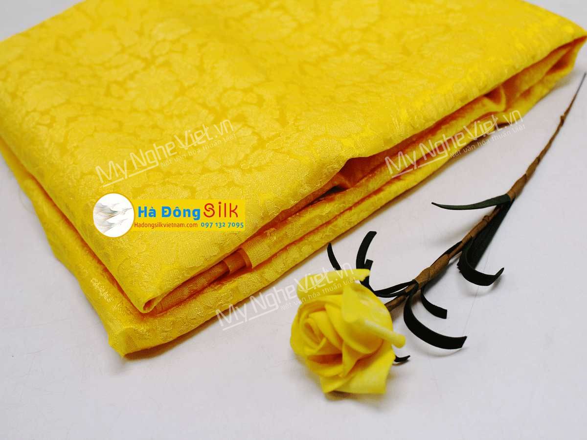 Vải lụa tơ tằm