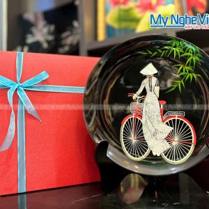 Tranh Đĩa Cô Gái Áo Dài - Xe Đạp D26cm TD25-3TBL